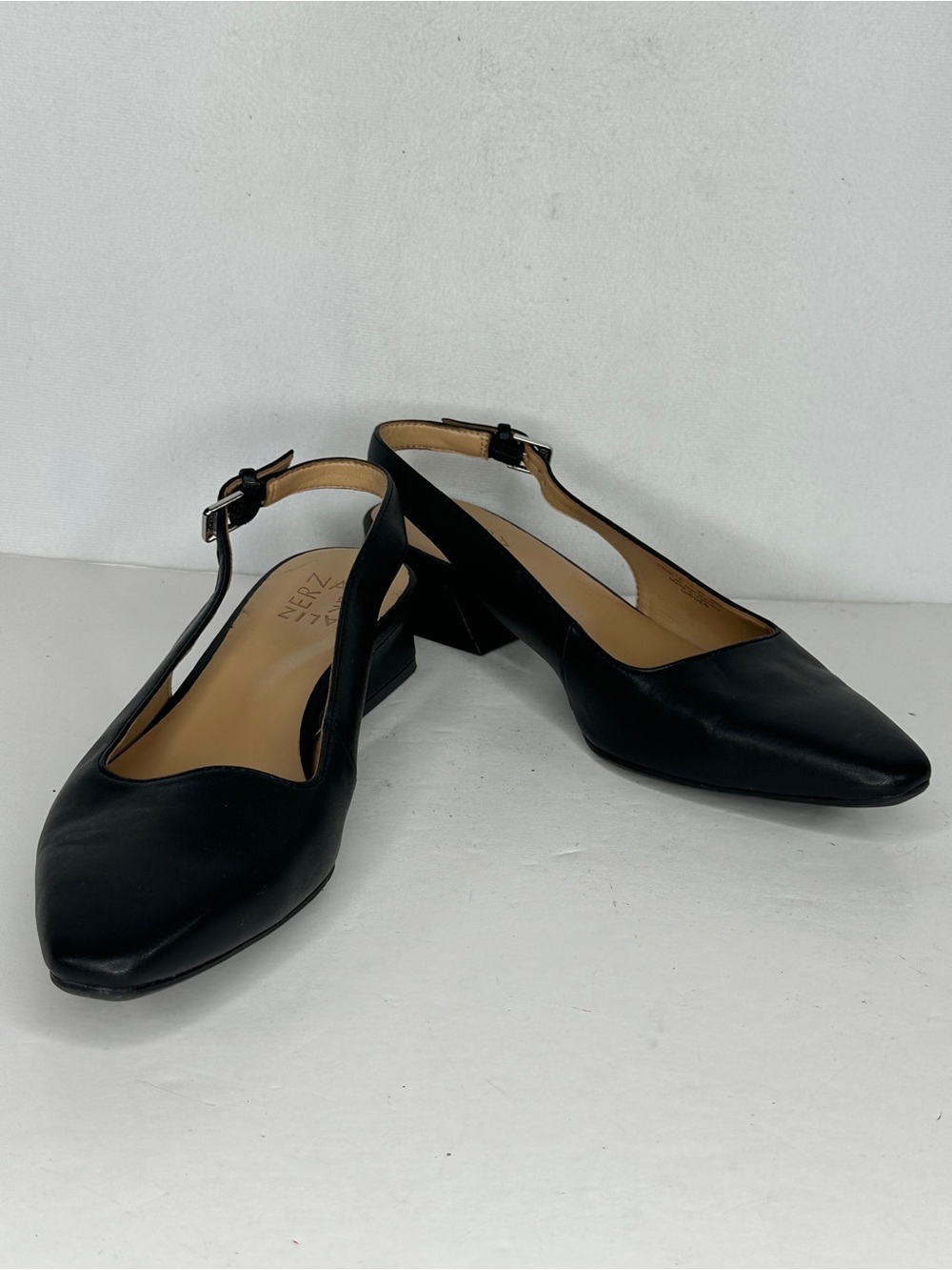 Naturalizer Ginger Black Slingback Shoes Pointed-Toe Low Heel Office
Sz 7.5 - Picture 9 of 9